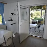 Kanjuo - With Terrace And Garden View