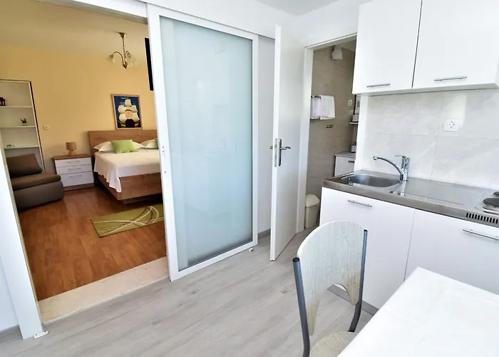 Kanjuo - With Terrace And Garden View 公寓