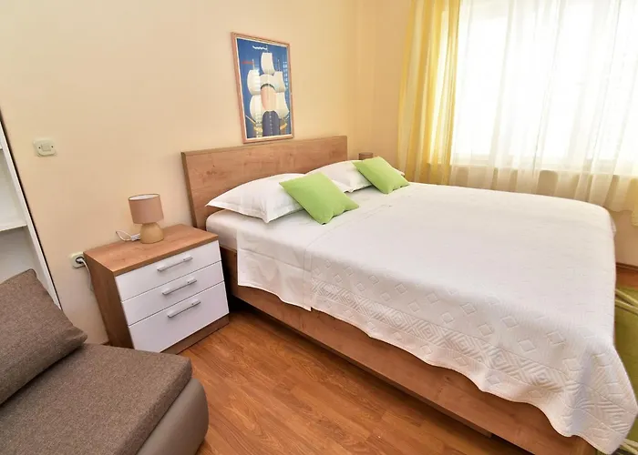 公寓 Kanjuo - With Terrace And Garden View 米利尼